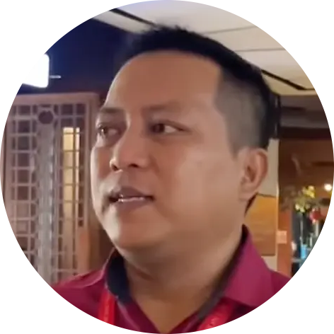 Pak Arif Sebagai Perwakilan Dari Tunjungan Plaza